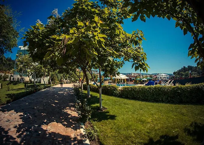 Gt Green Fort Beach Apartment