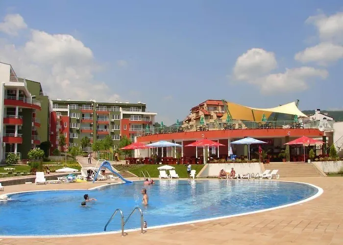 Gt Green Fort Beach Apartment